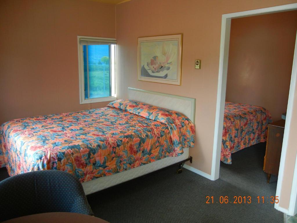 Holiday House Motel Penticton Habitación foto