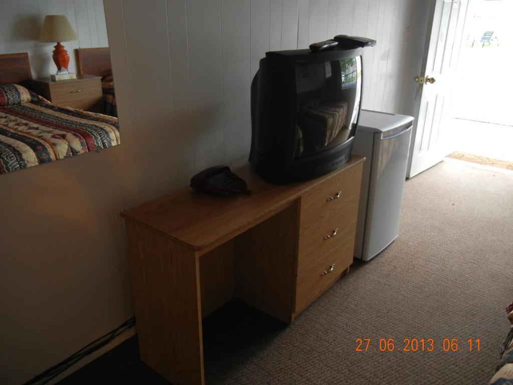 Holiday House Motel Penticton Habitación foto